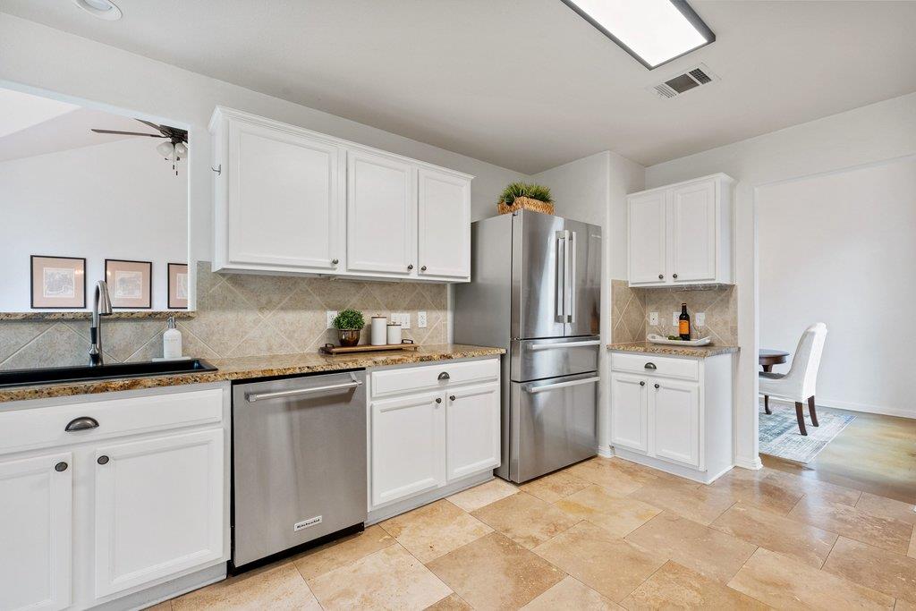 2505 Granite Creek Dr, Leander, TX 78641