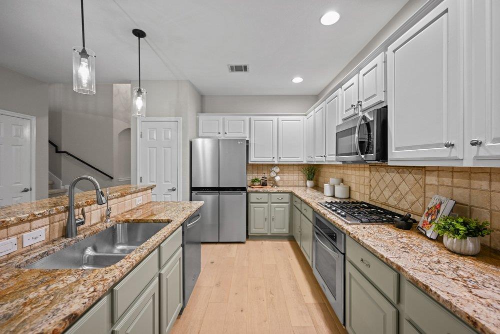 2823 Lantana Ridge Dr, Austin, TX 78732