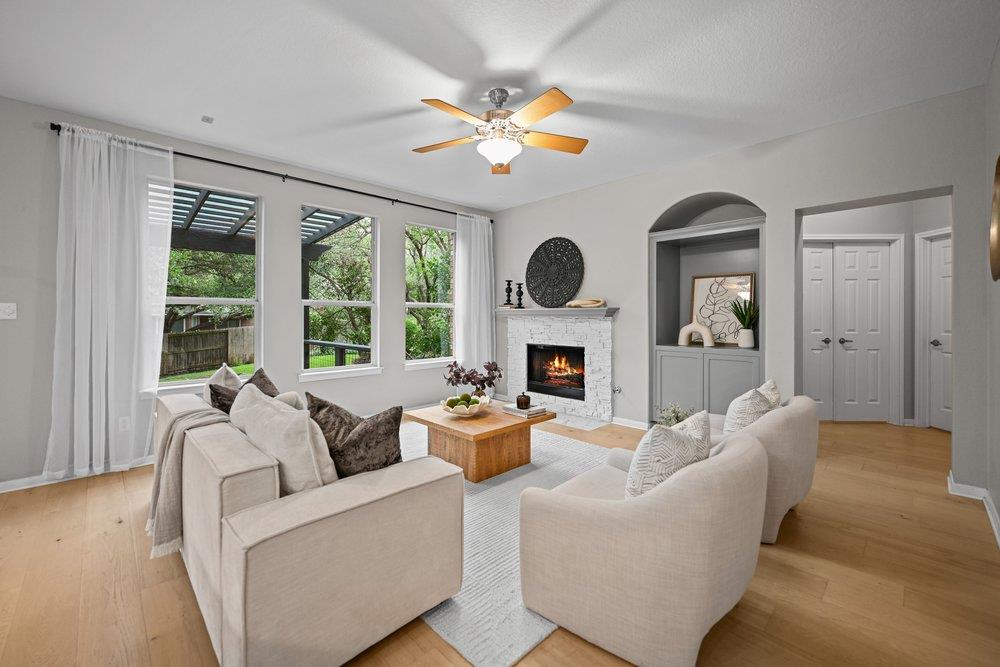 2823 Lantana Ridge Dr, Austin, TX 78732