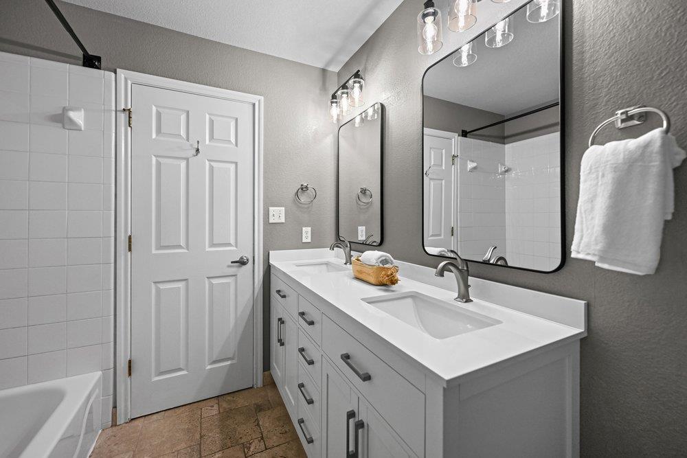 2823 Lantana Ridge Dr, Austin, TX 78732