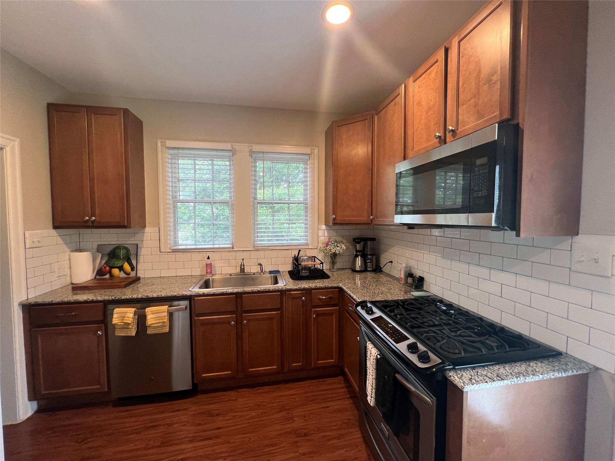 1406 Houston St, Austin, TX 78756