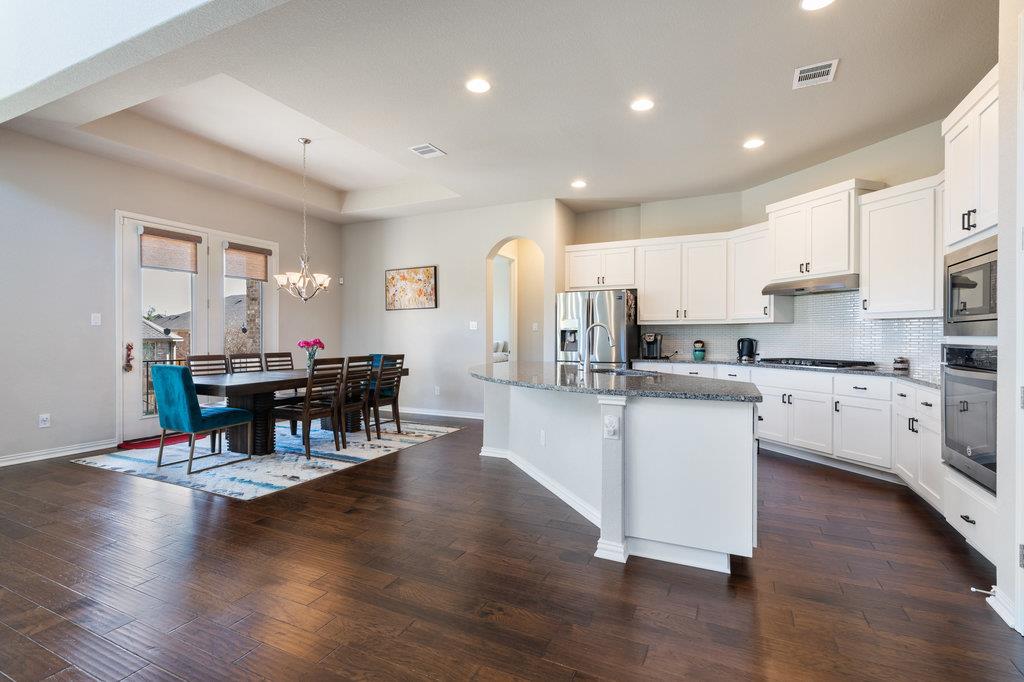 2921 Saint Paul Rivera Ln, Round Rock, TX 78665