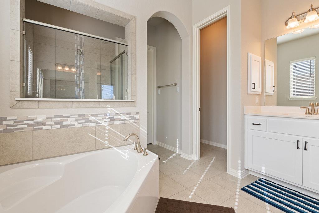 2921 Saint Paul Rivera Ln, Round Rock, TX 78665