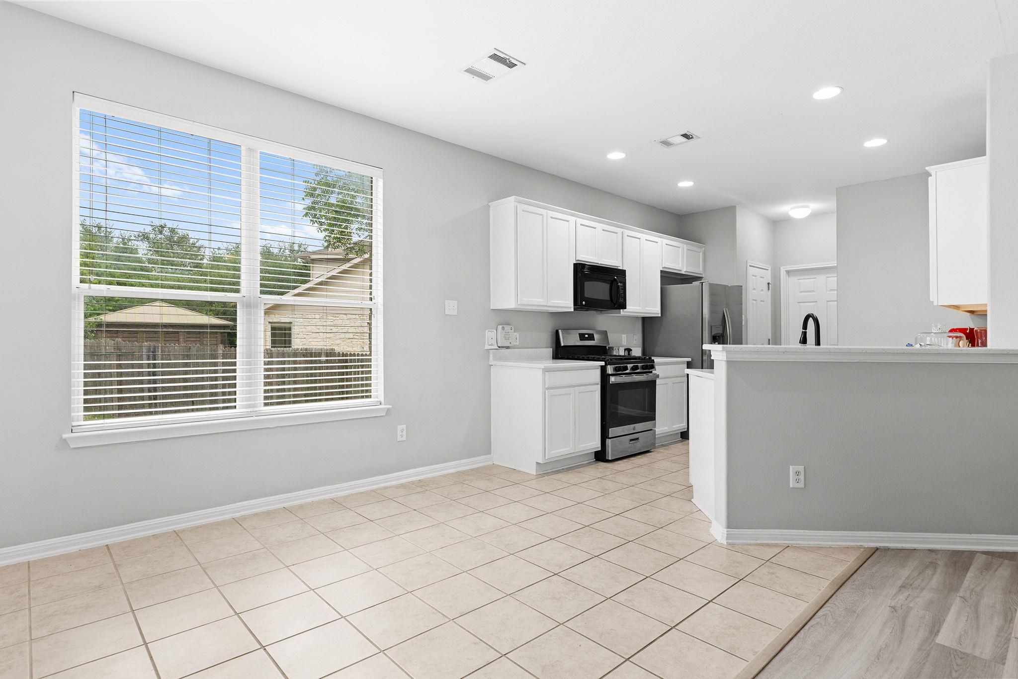 2400 Saddle Blanket Pl, Leander, TX 78641