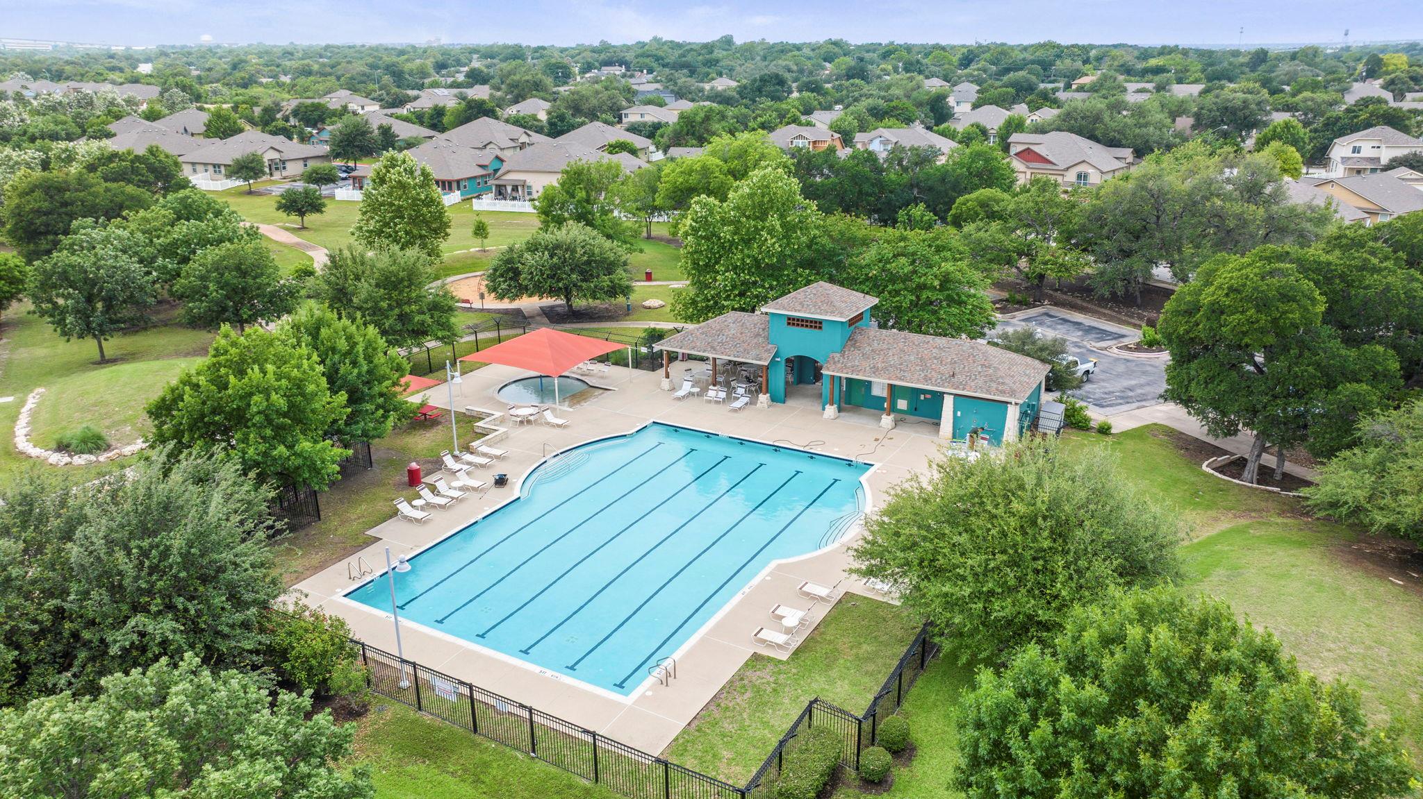 525 Rolling Oak Dr, Round Rock, TX 78664