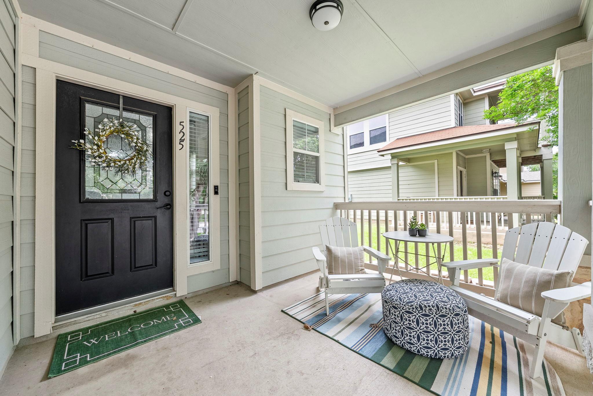 525 Rolling Oak Dr, Round Rock, TX 78664
