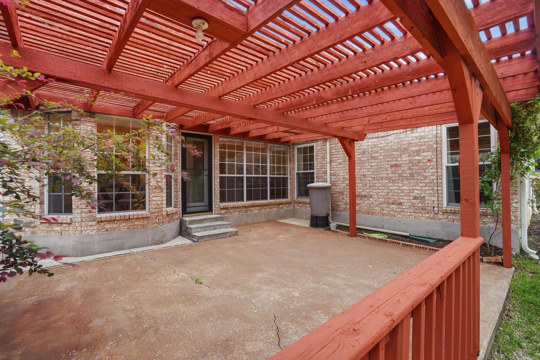 1313 Roadrunner Dr, Cedar Park, TX 78613