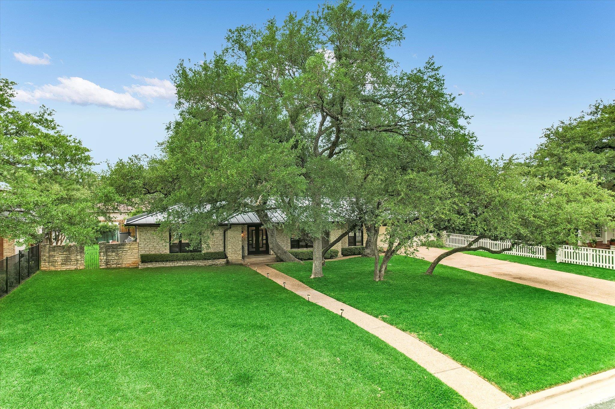 7706 Shadyrock Dr, Austin, TX 78731