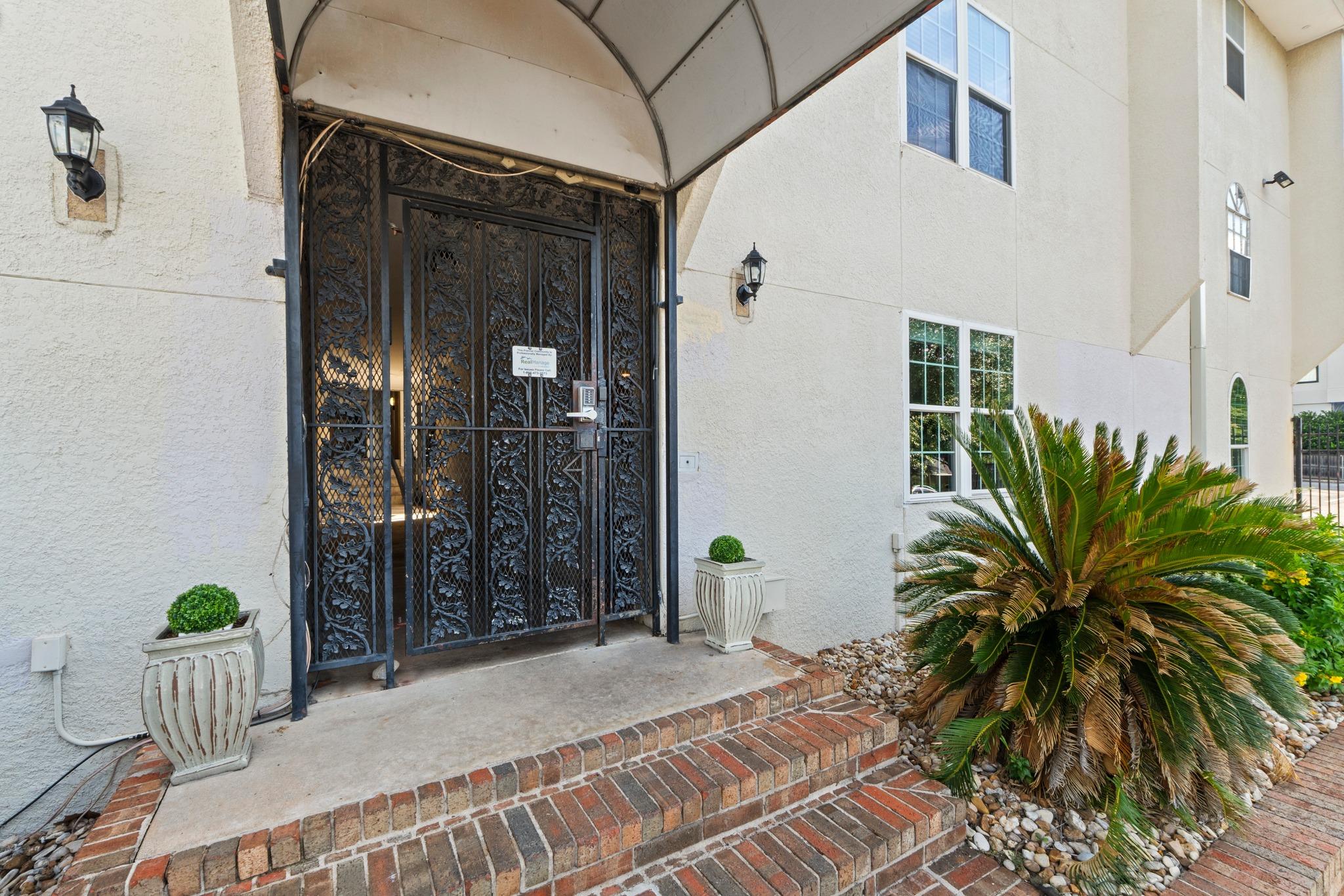 910 Duncan Ln # 1, Austin, TX 78705