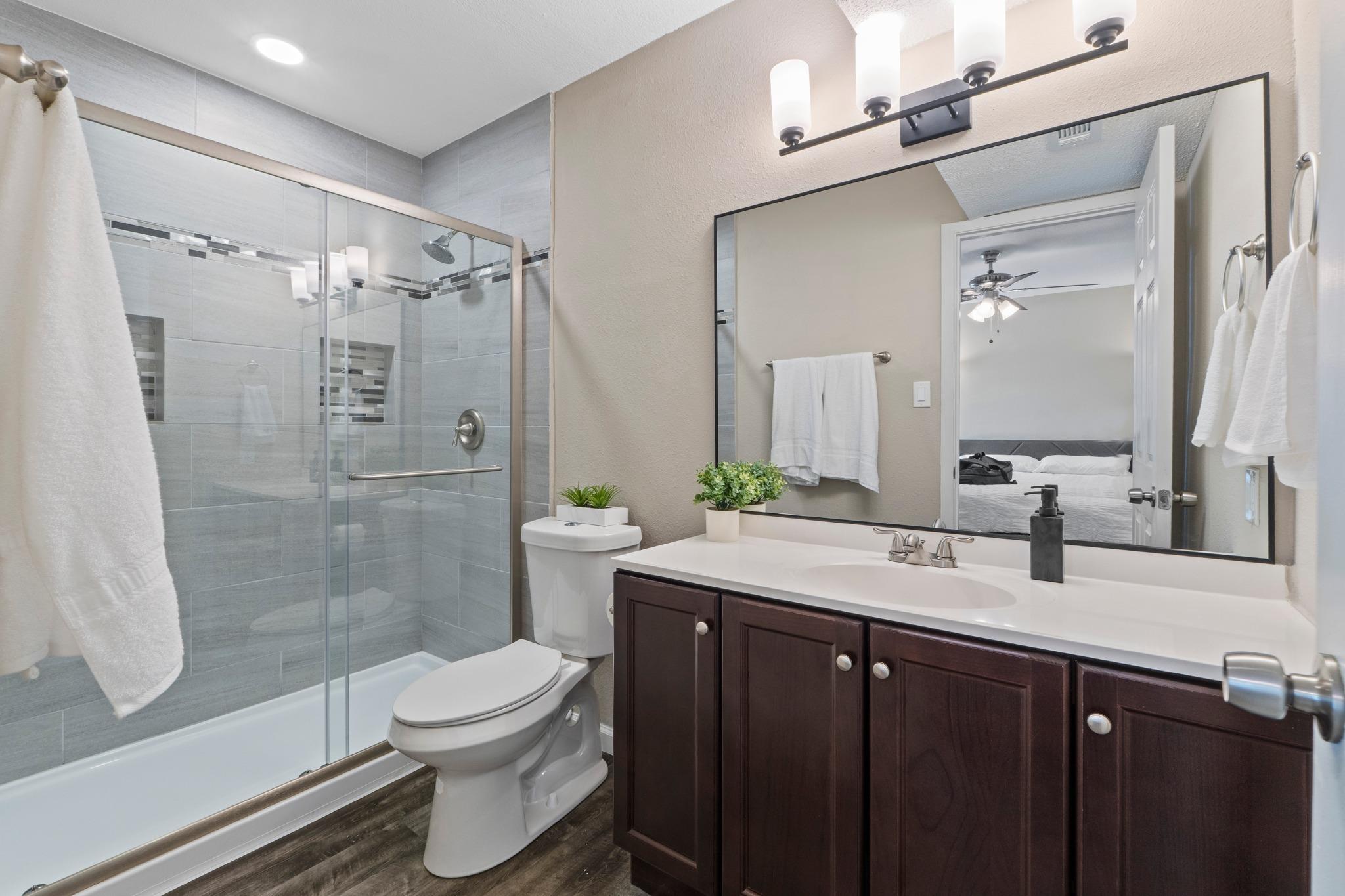 910 Duncan Ln # 1, Austin, TX 78705
