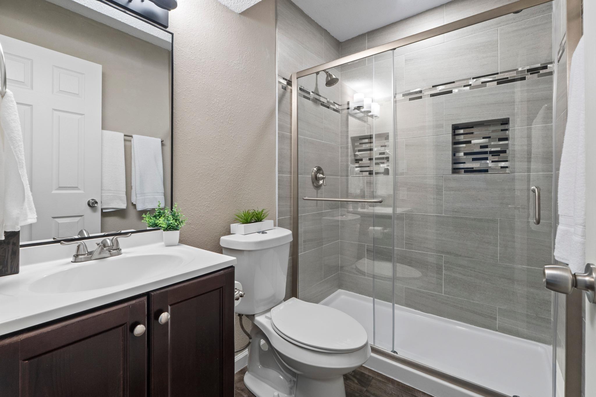 910 Duncan Ln # 1, Austin, TX 78705