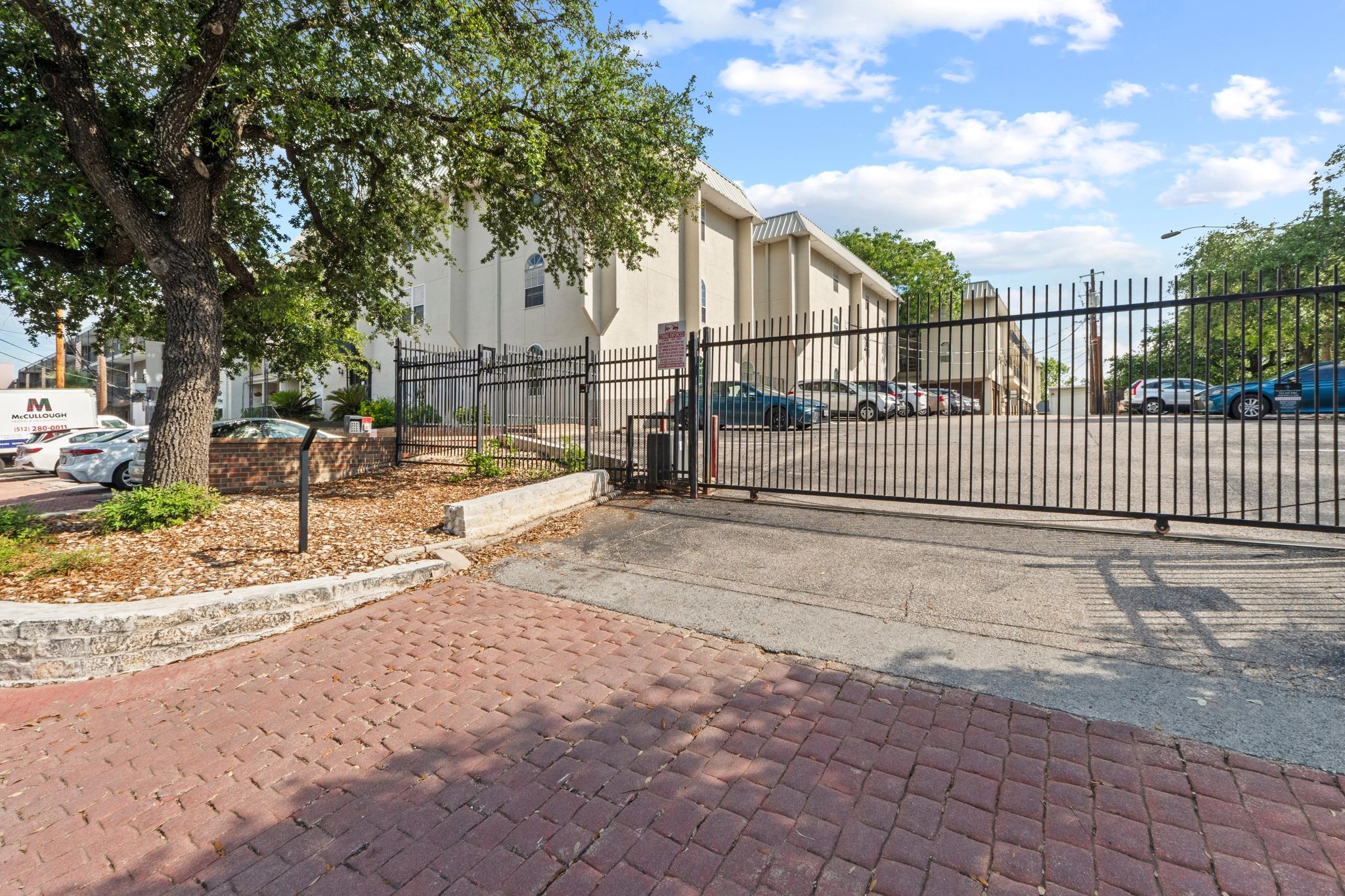 910 Duncan Ln # 1, Austin, TX 78705