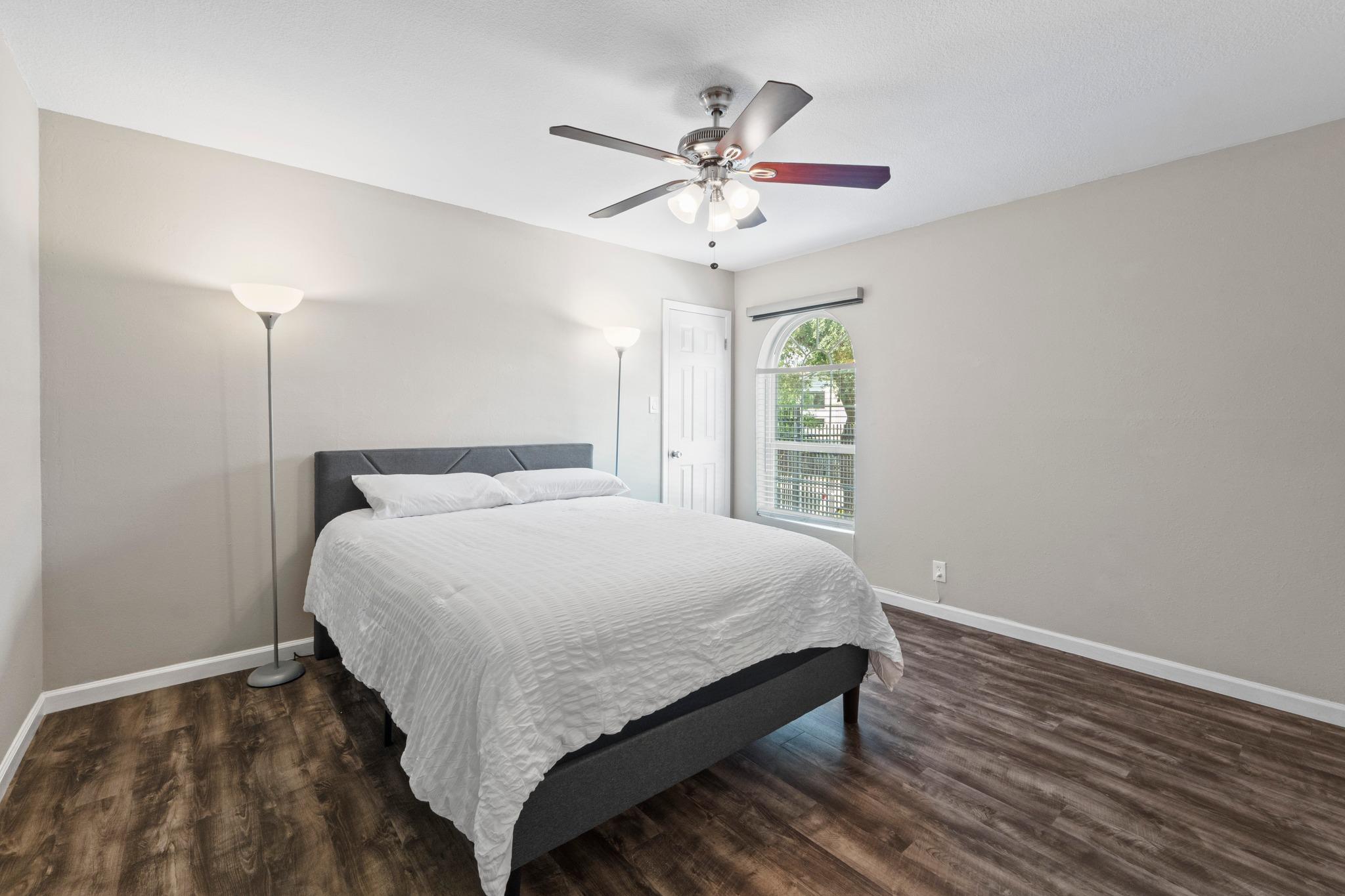 910 Duncan Ln # 1, Austin, TX 78705