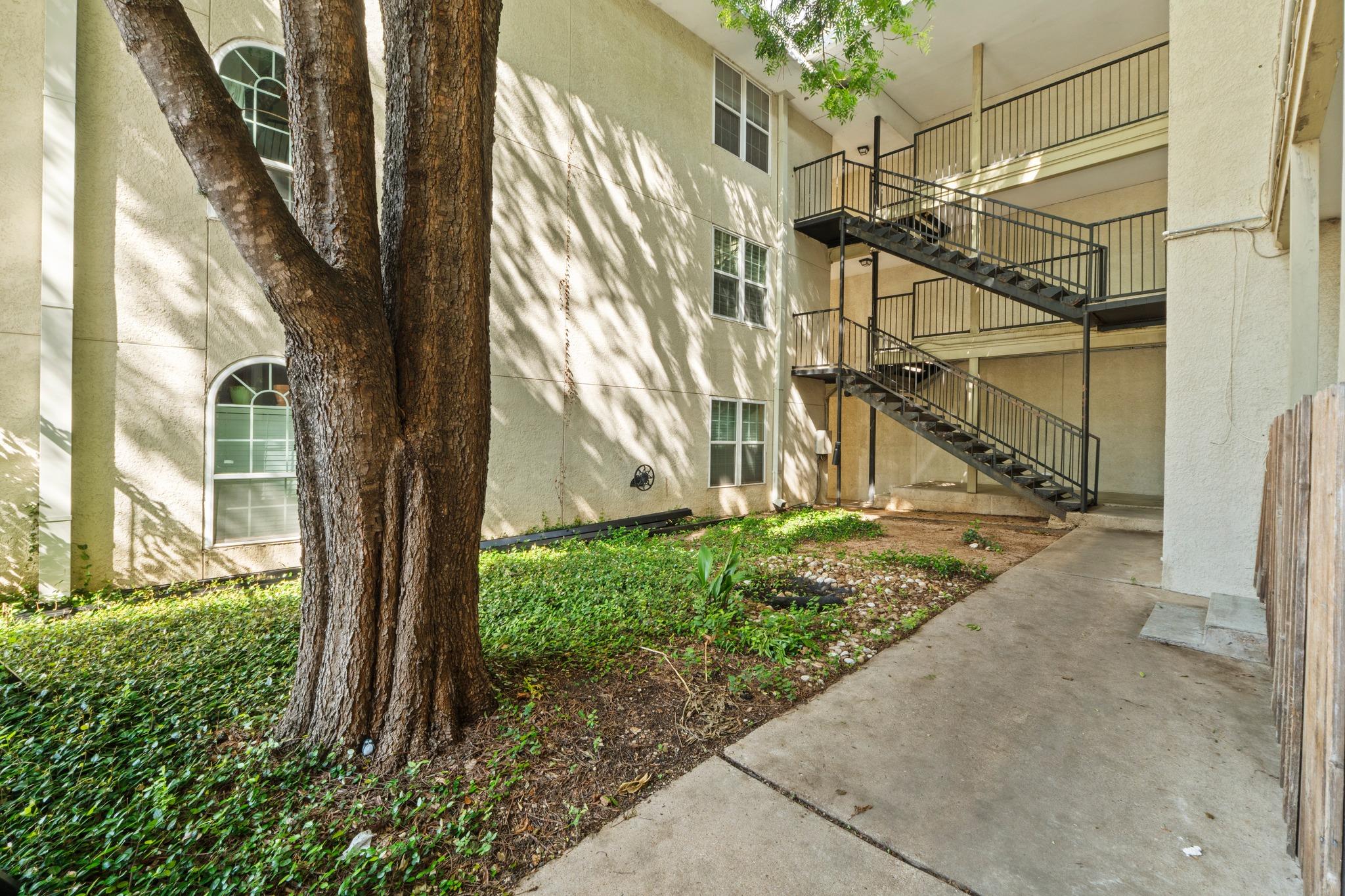 910 Duncan Ln # 1, Austin, TX 78705