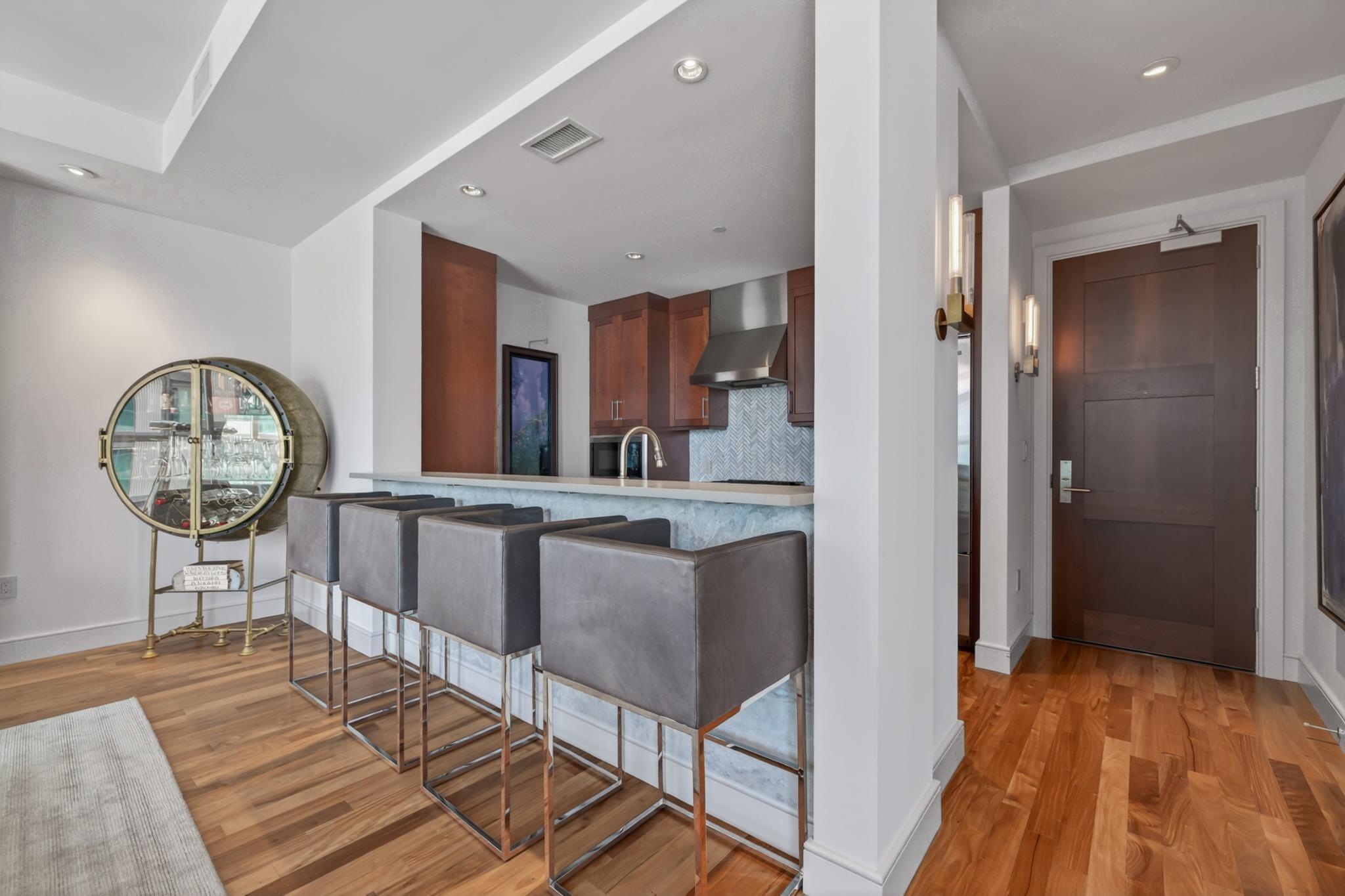 98 San Jacinto Blvd # 2103, Austin, TX 78701