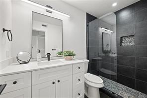 5911 Sheridan Ave Ln # B107, Austin, TX 78723
