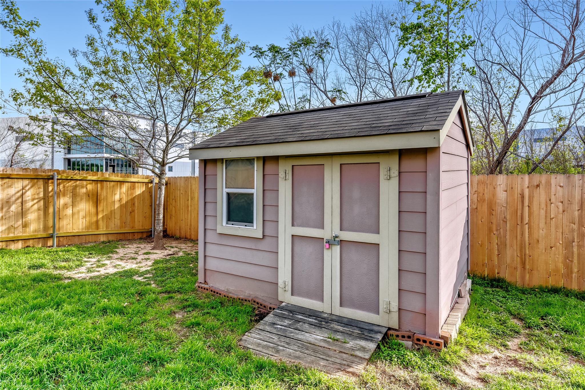 7233 Crestone Rd, Austin, TX 78744
