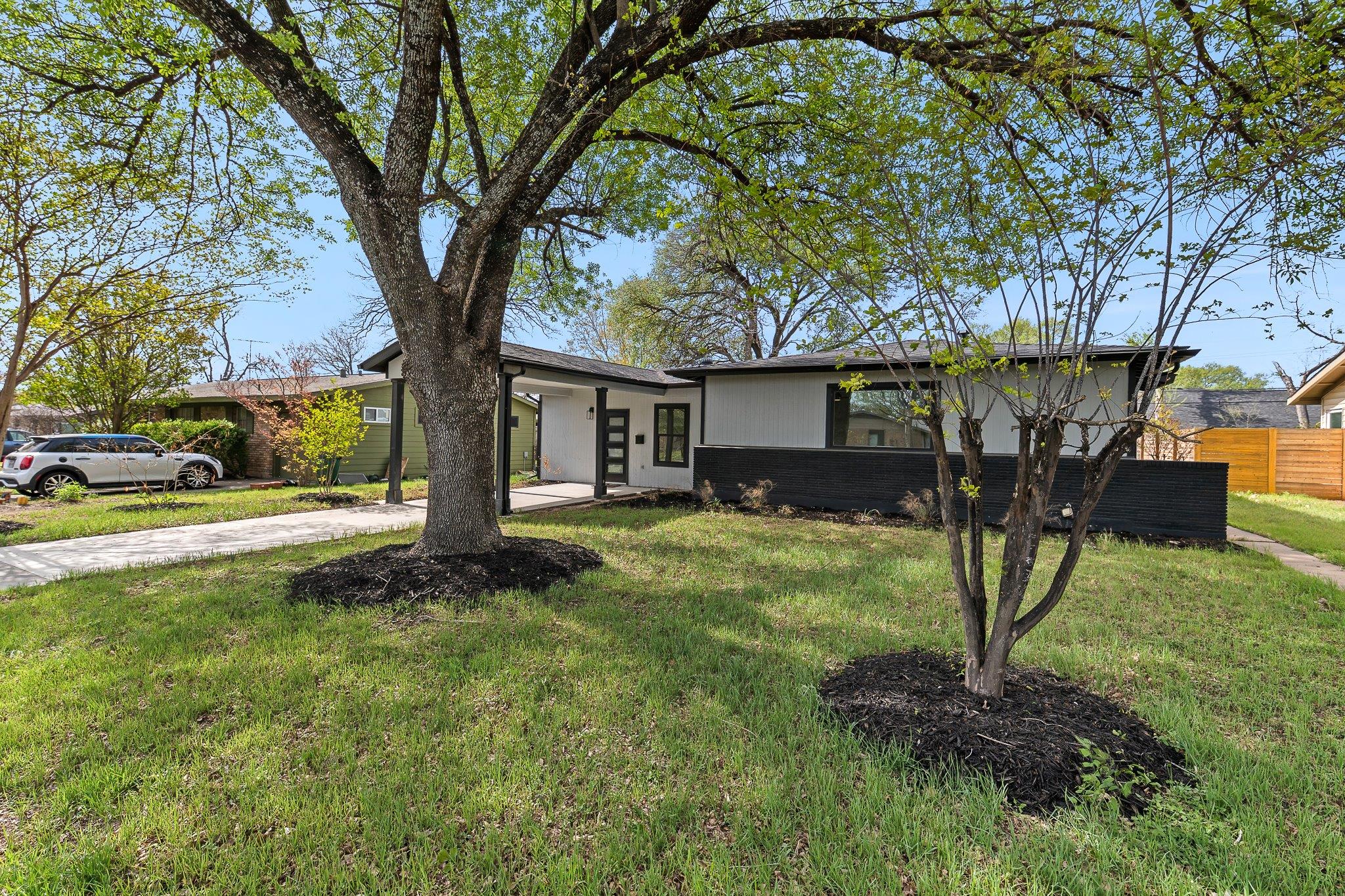 1307 Yorkshire Dr, Austin, TX 78723