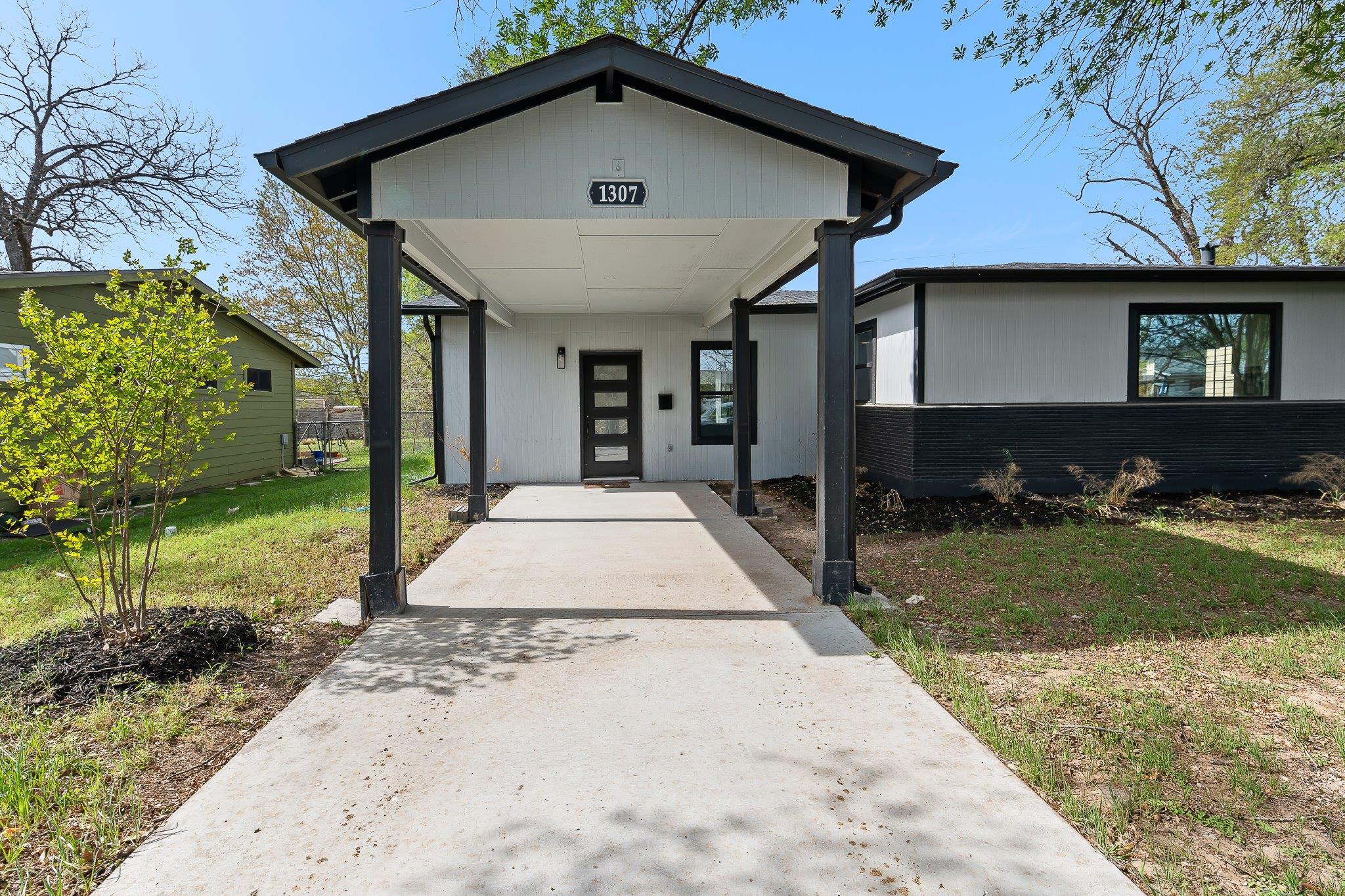1307 Yorkshire Dr, Austin, TX 78723