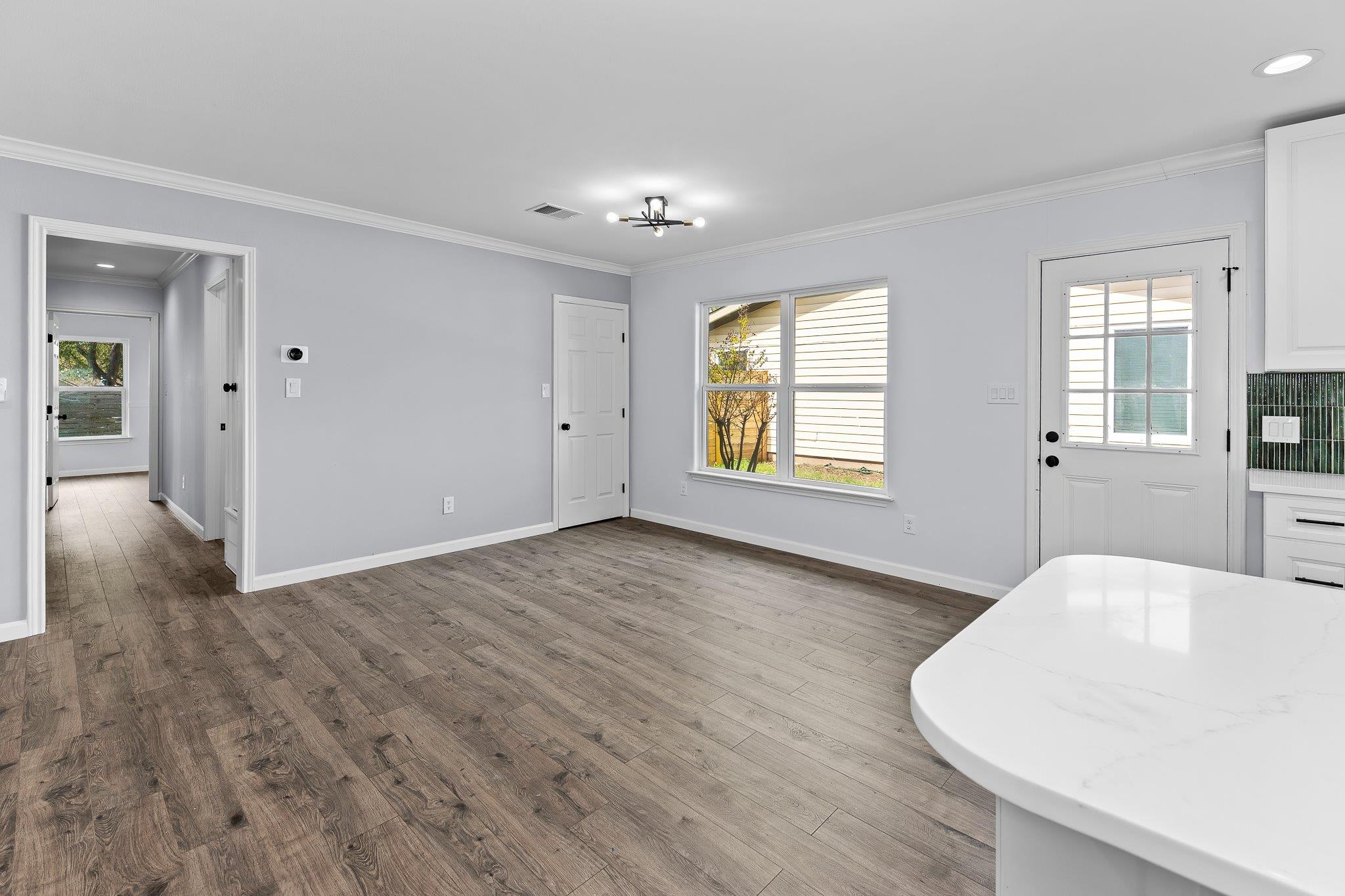 1307 Yorkshire Dr, Austin, TX 78723