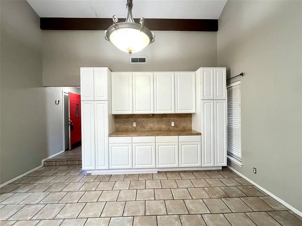 2307 Monarch Dr, Austin, TX 78748