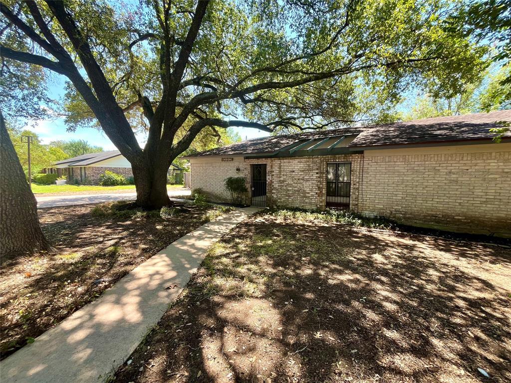 2307 Monarch Dr, Austin, TX 78748