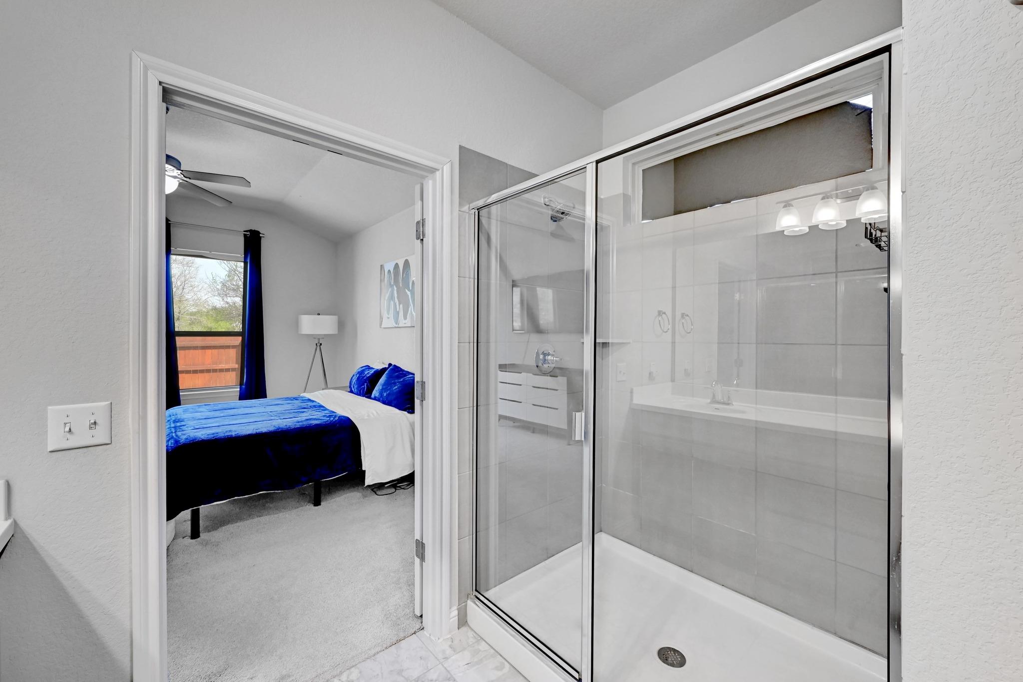 8300 Turnberry Ln, Austin, TX 78744