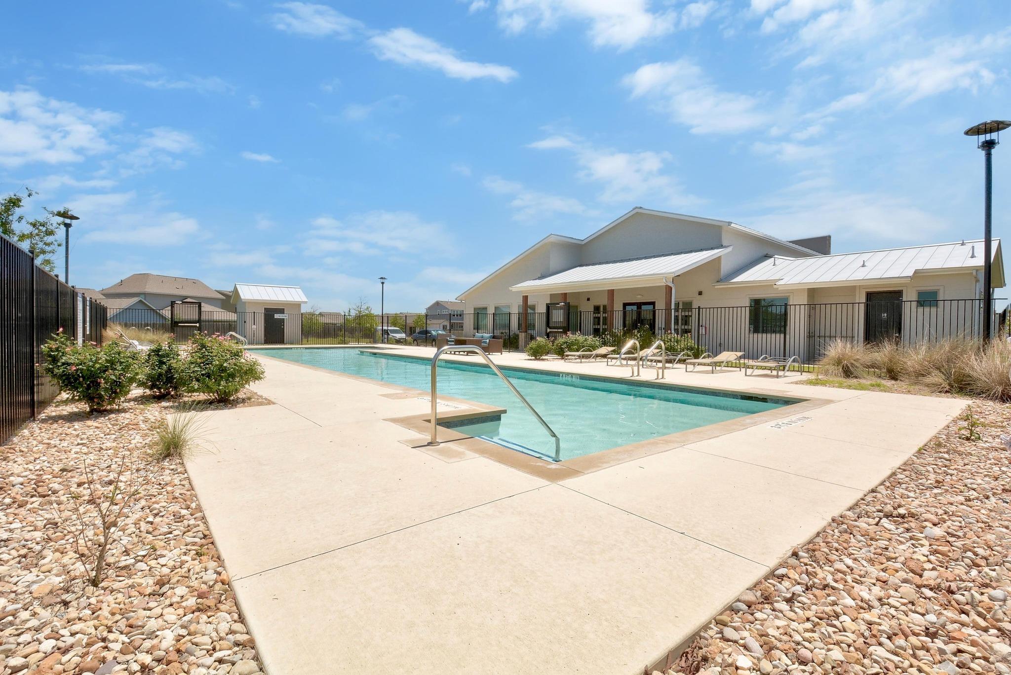 8300 Turnberry Ln, Austin, TX 78744