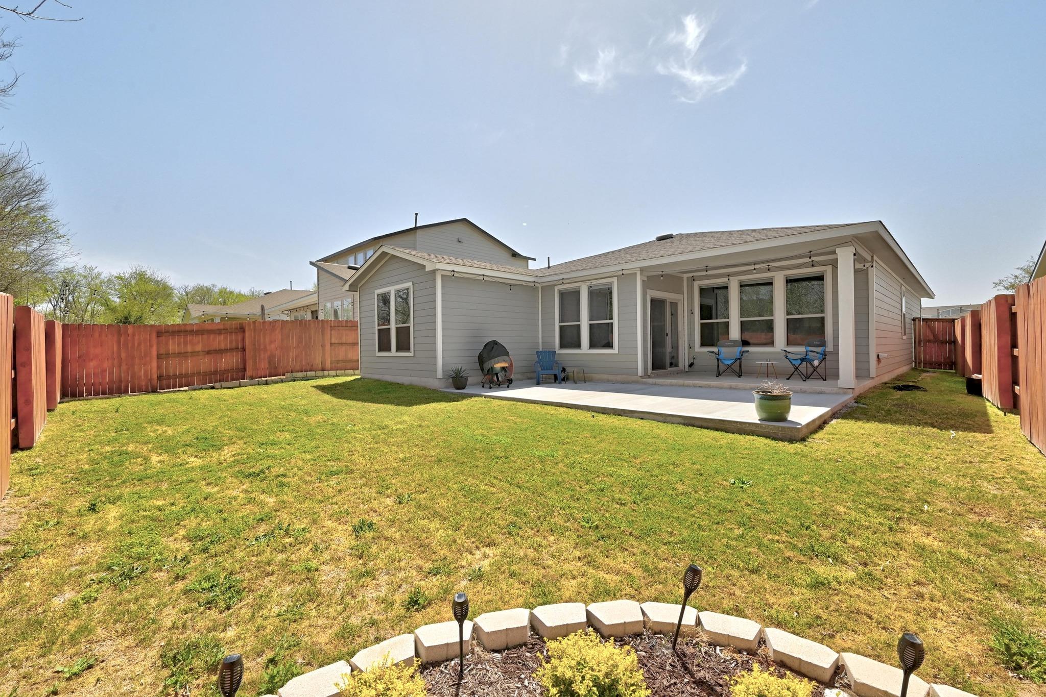 8300 Turnberry Ln, Austin, TX 78744