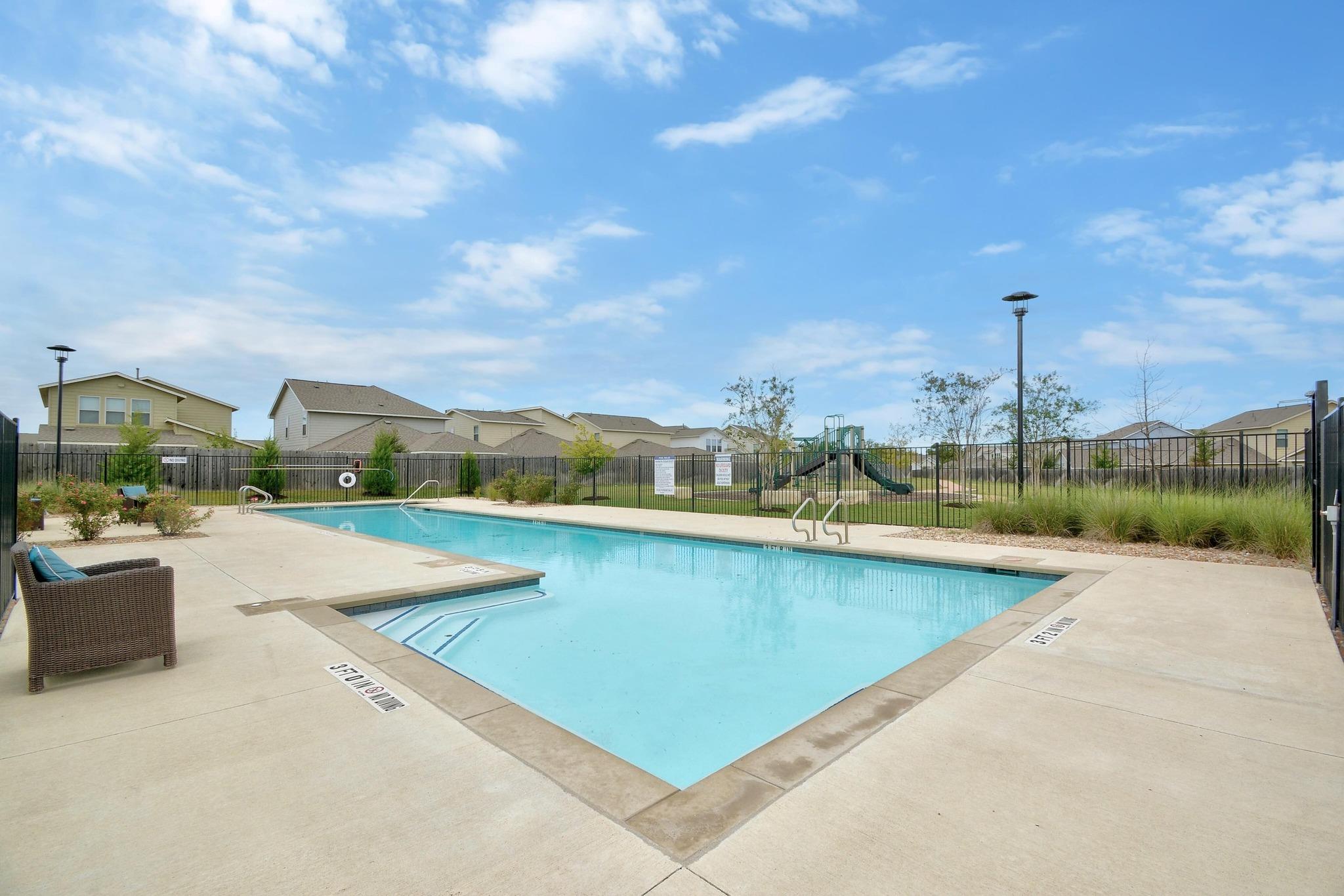 8300 Turnberry Ln, Austin, TX 78744