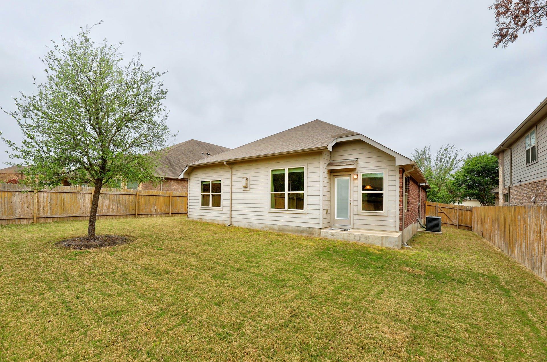 125 David Duval Ct, Round Rock, TX 78664