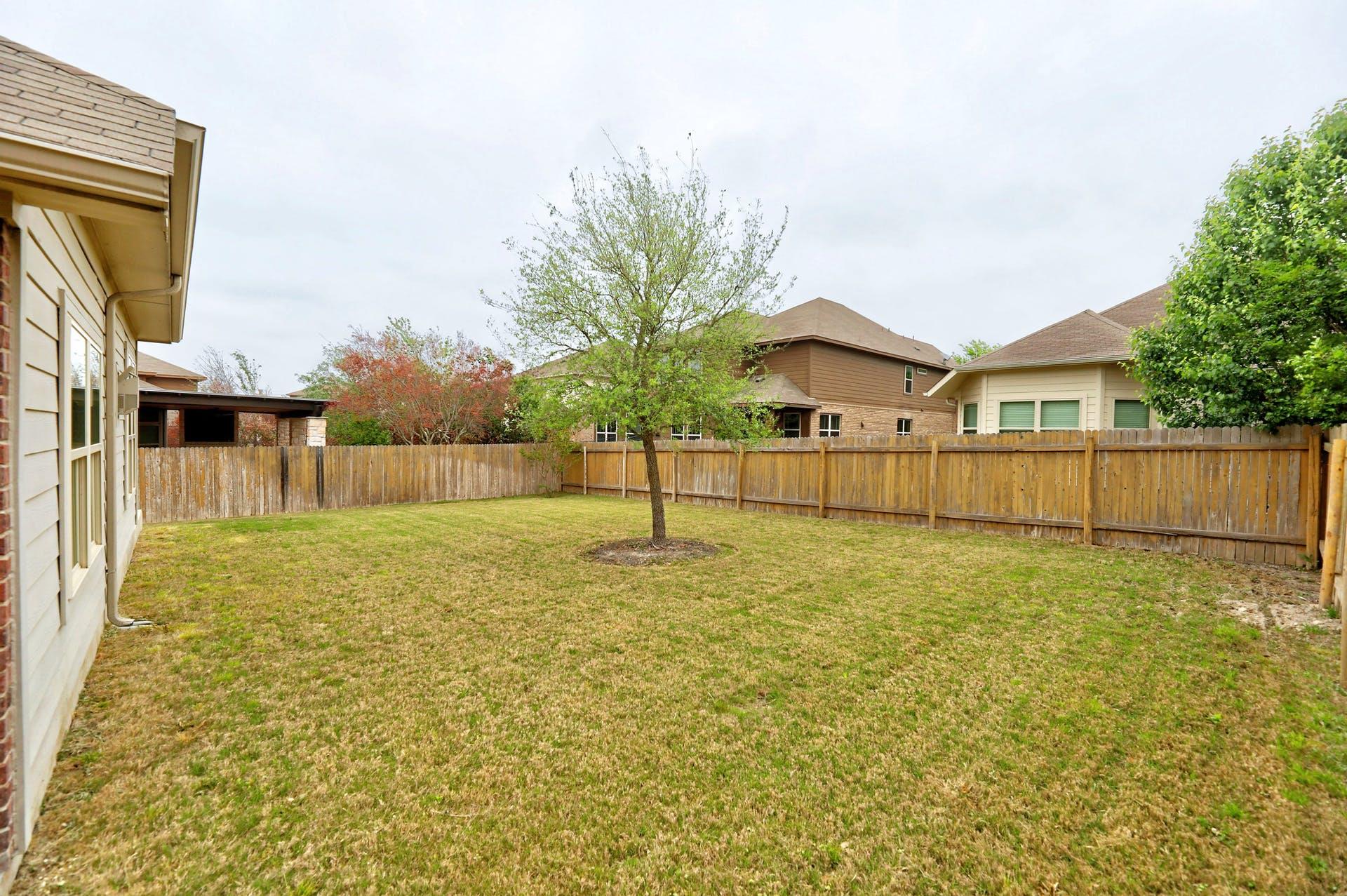 125 David Duval Ct, Round Rock, TX 78664
