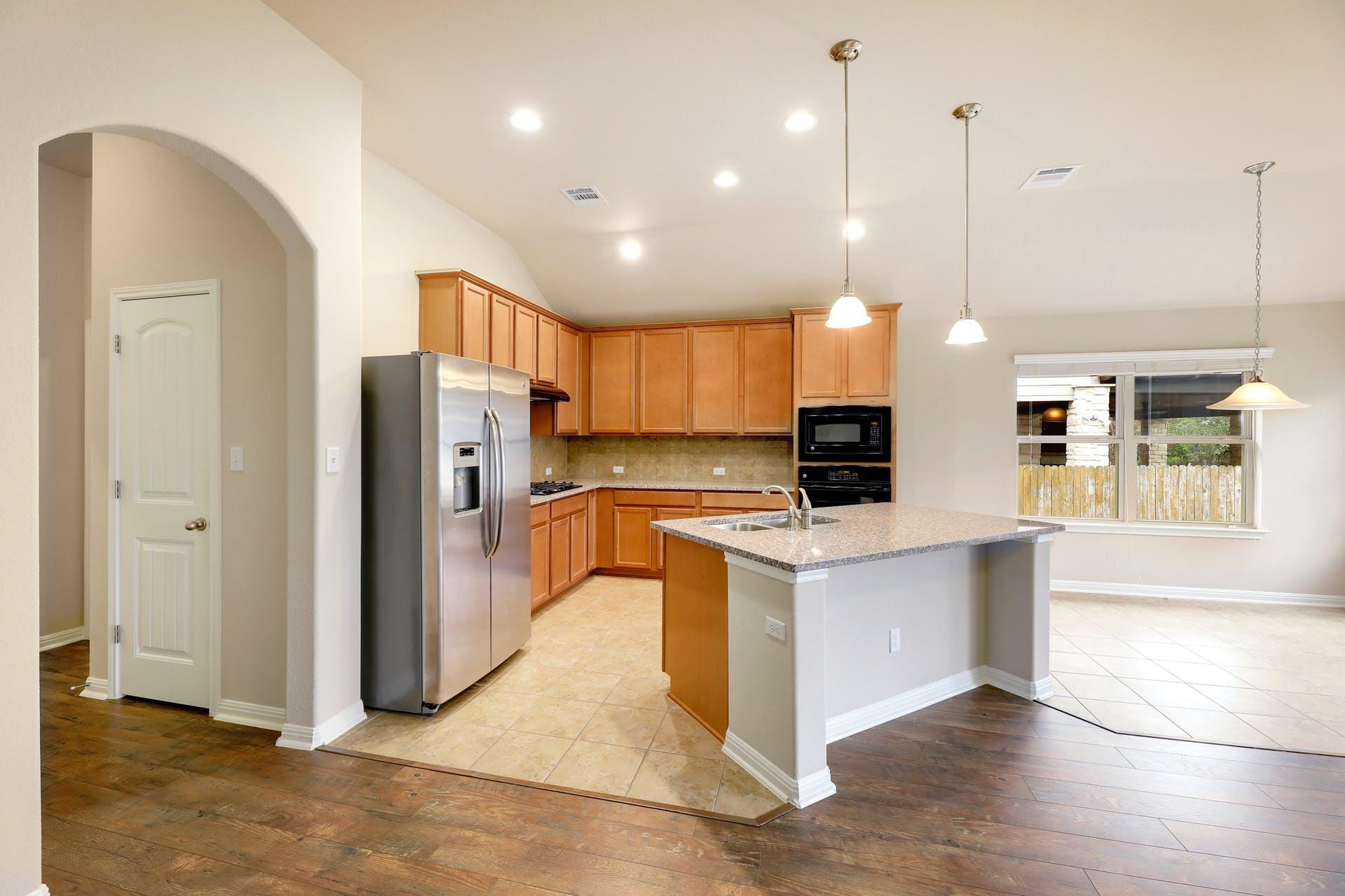 125 David Duval Ct, Round Rock, TX 78664