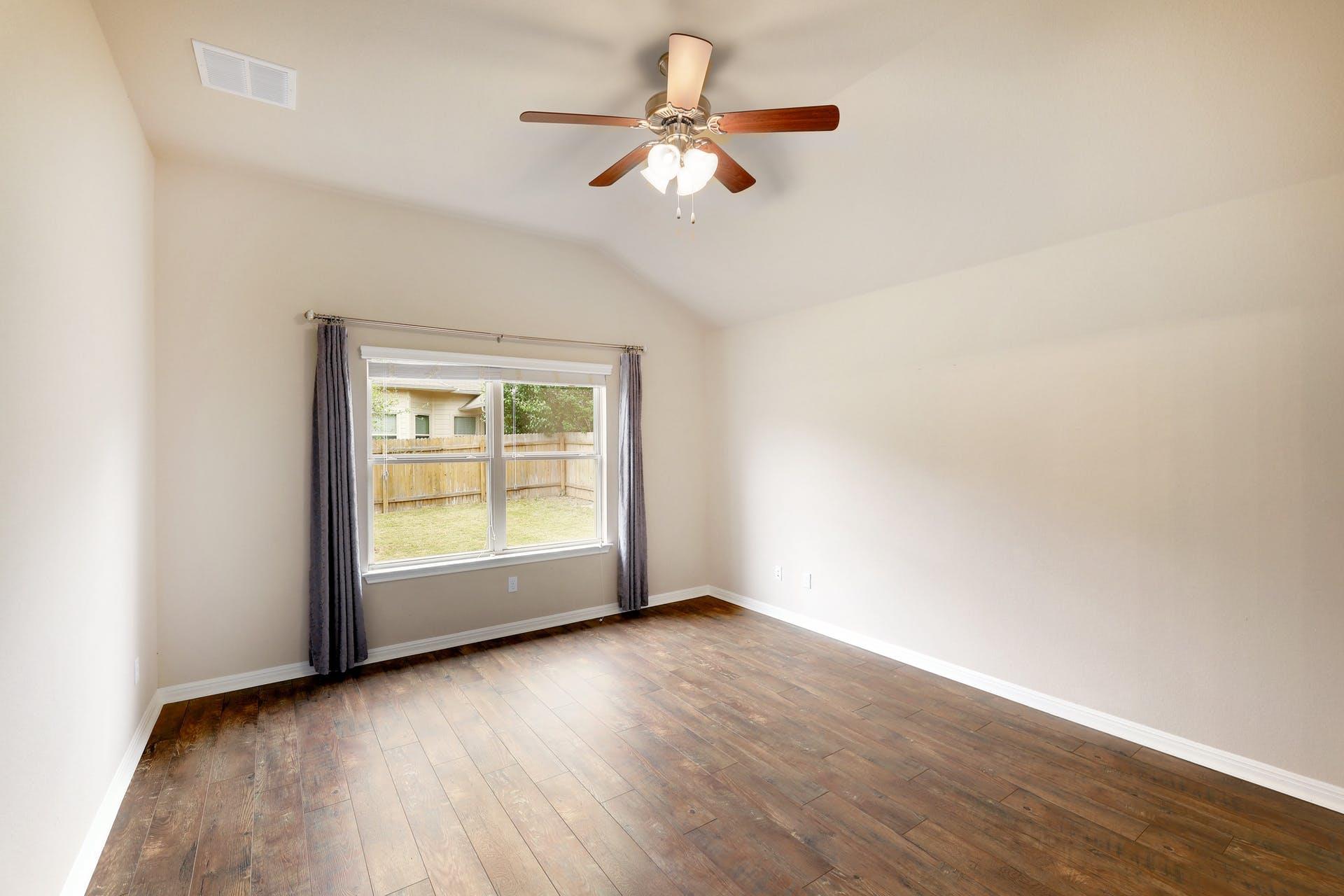 125 David Duval Ct, Round Rock, TX 78664