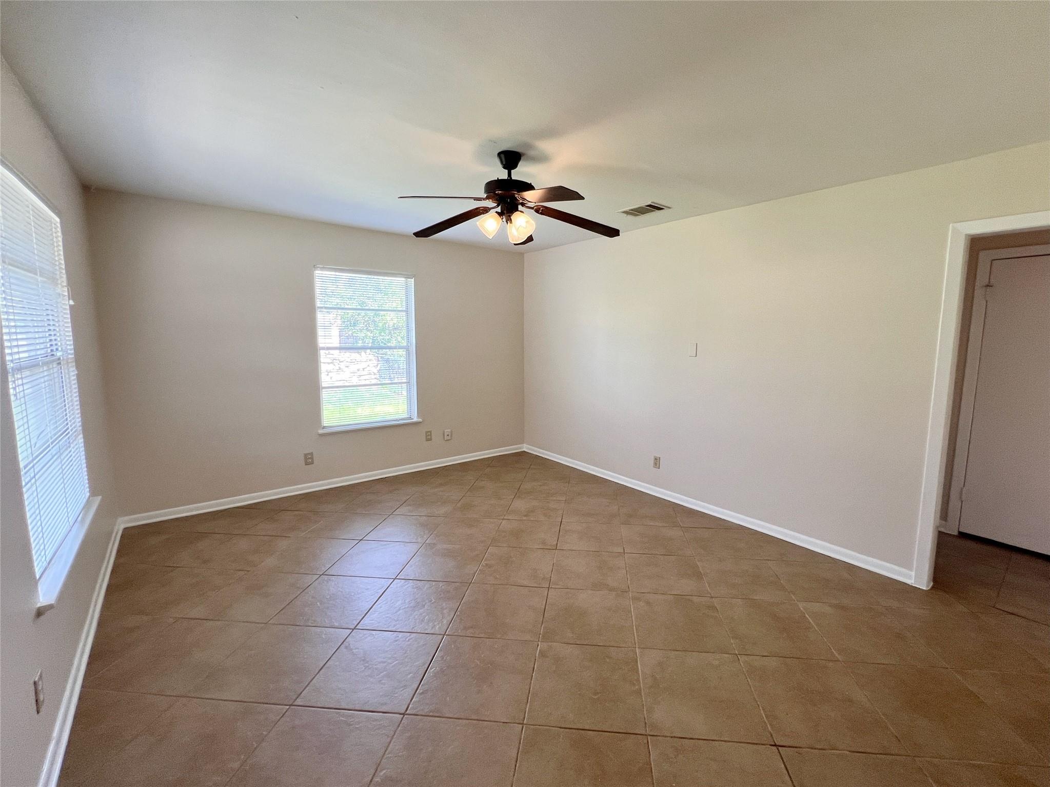 3114 Hunt Trl # B, Austin, TX 78757