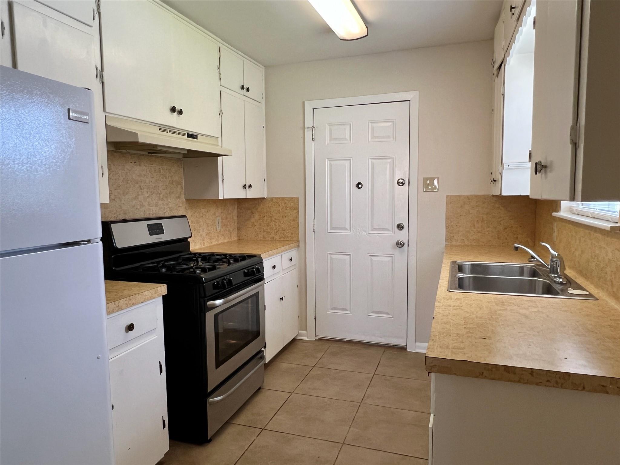 3114 Hunt Trl # B, Austin, TX 78757