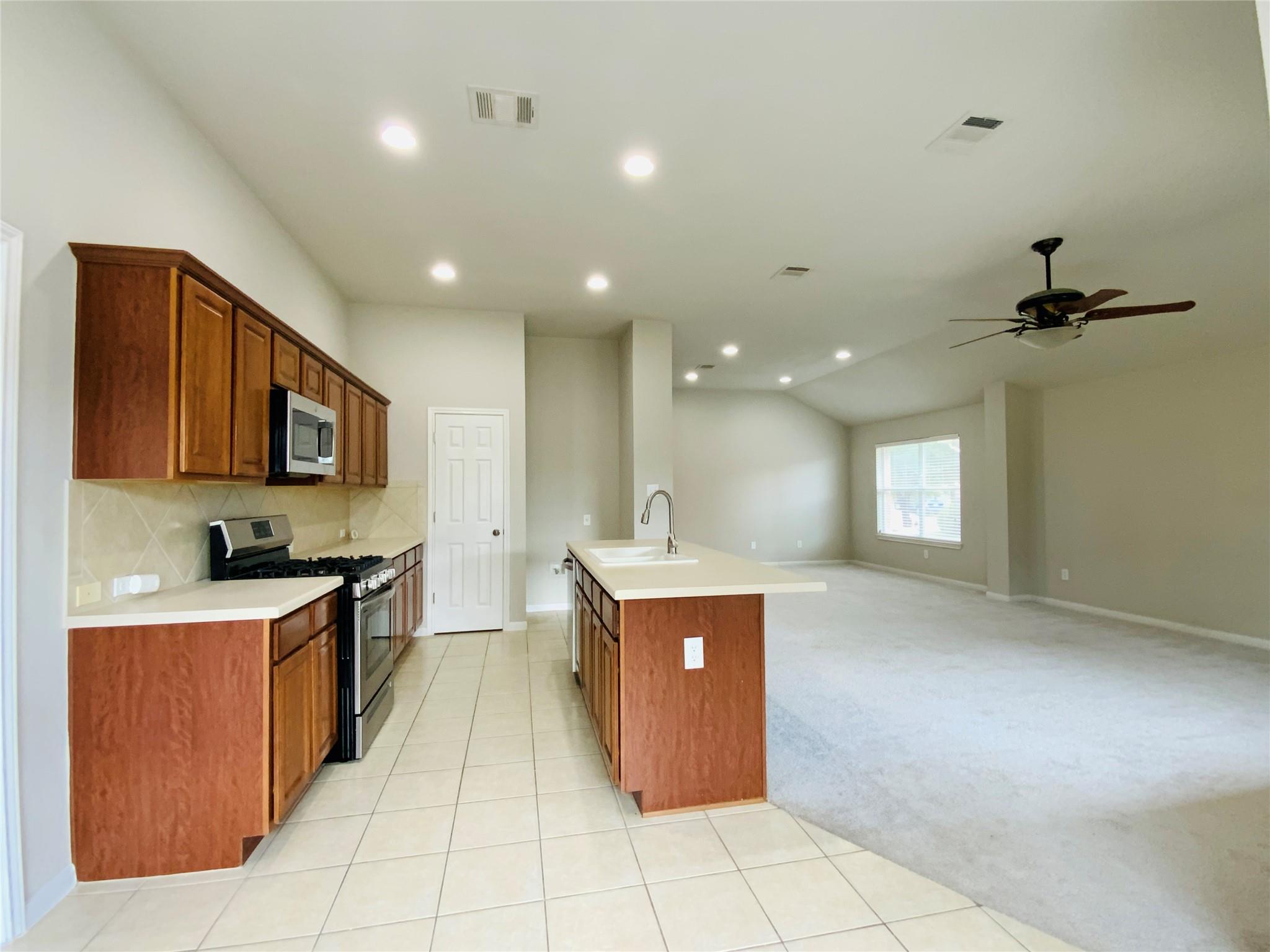 18704 Silent Water Way, Pflugerville, TX 78660