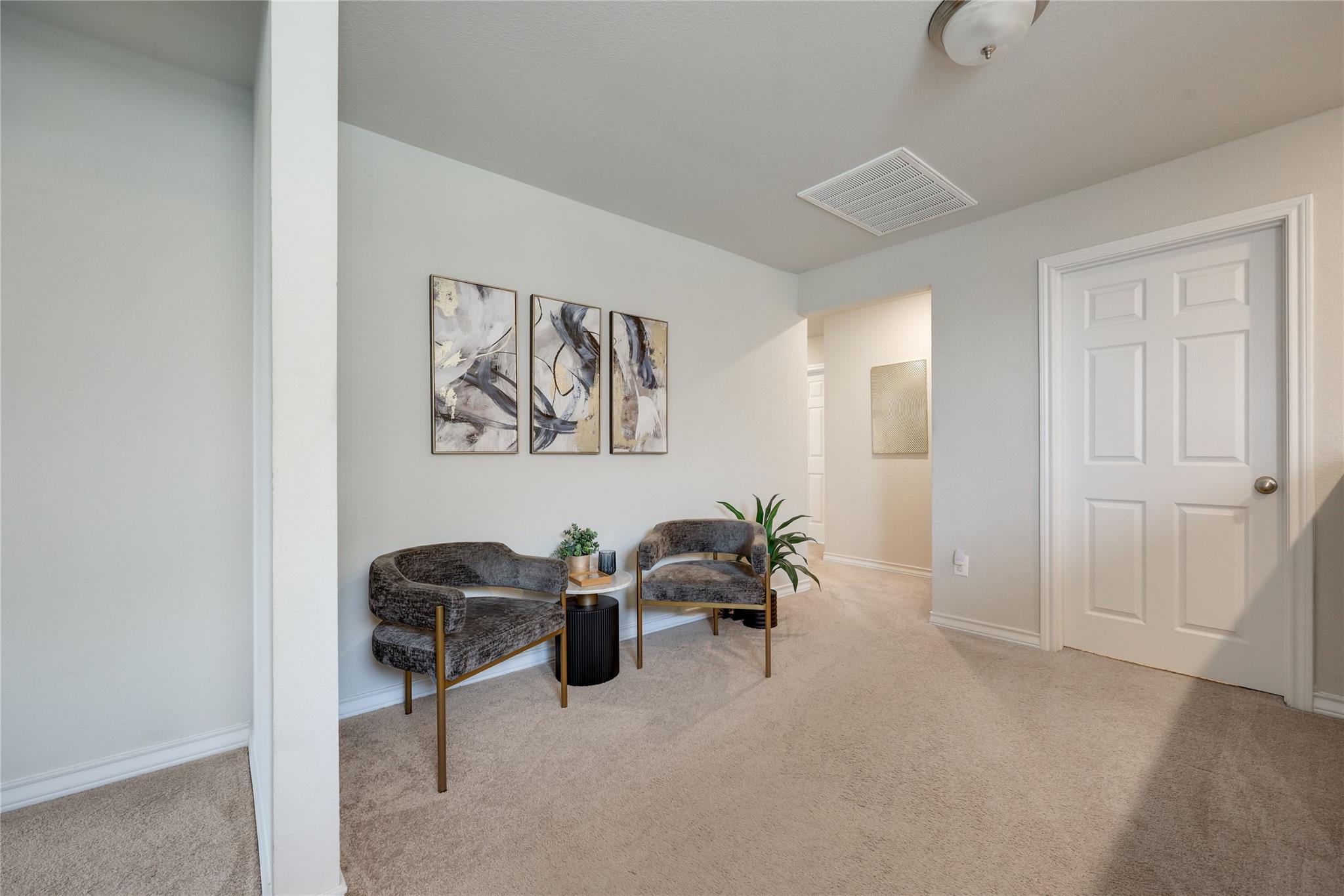 7404 Albany Dr, Austin, TX 78754