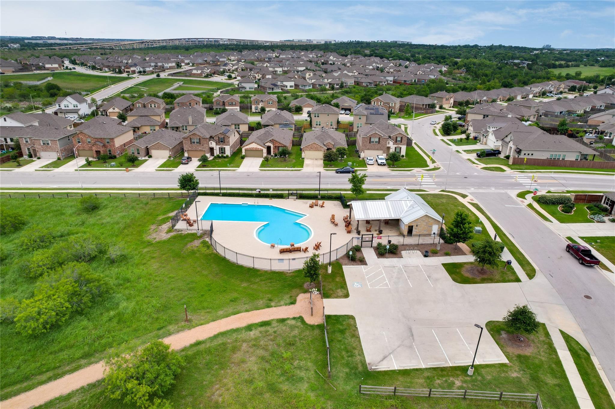 7404 Albany Dr, Austin, TX 78754