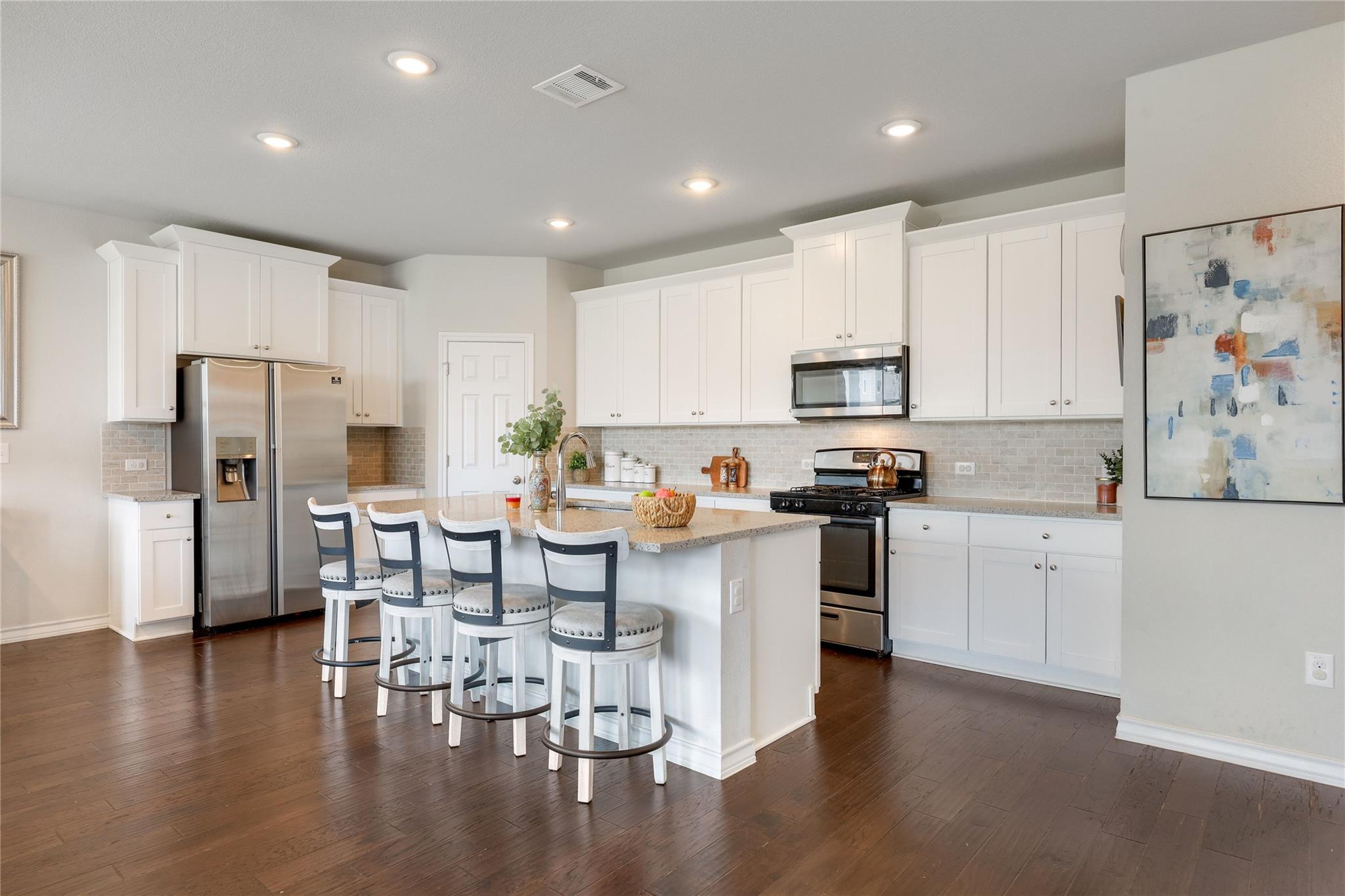 7404 Albany Dr, Austin, TX 78754