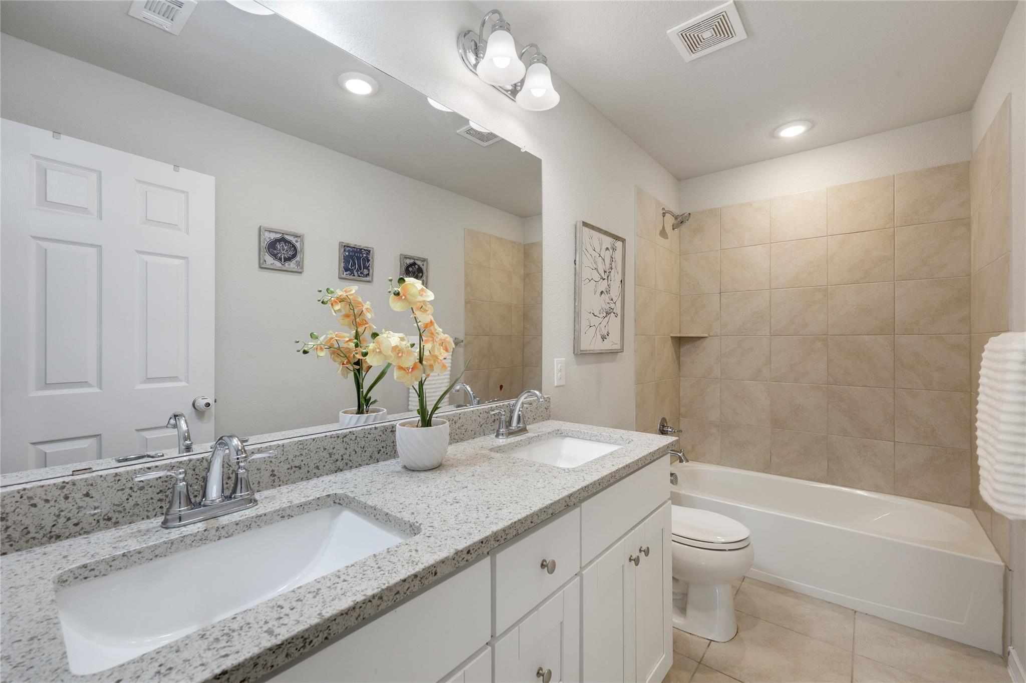 7404 Albany Dr, Austin, TX 78754