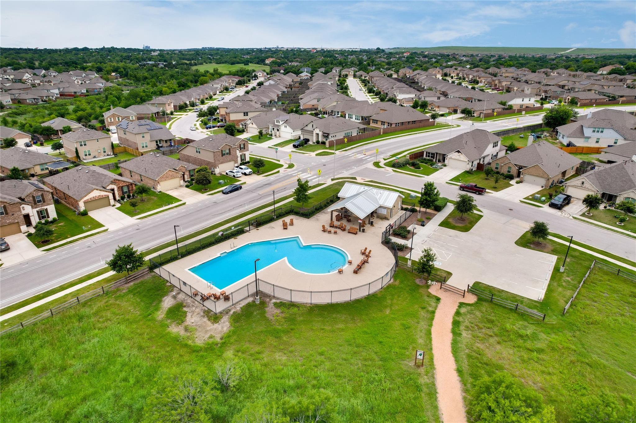 7404 Albany Dr, Austin, TX 78754