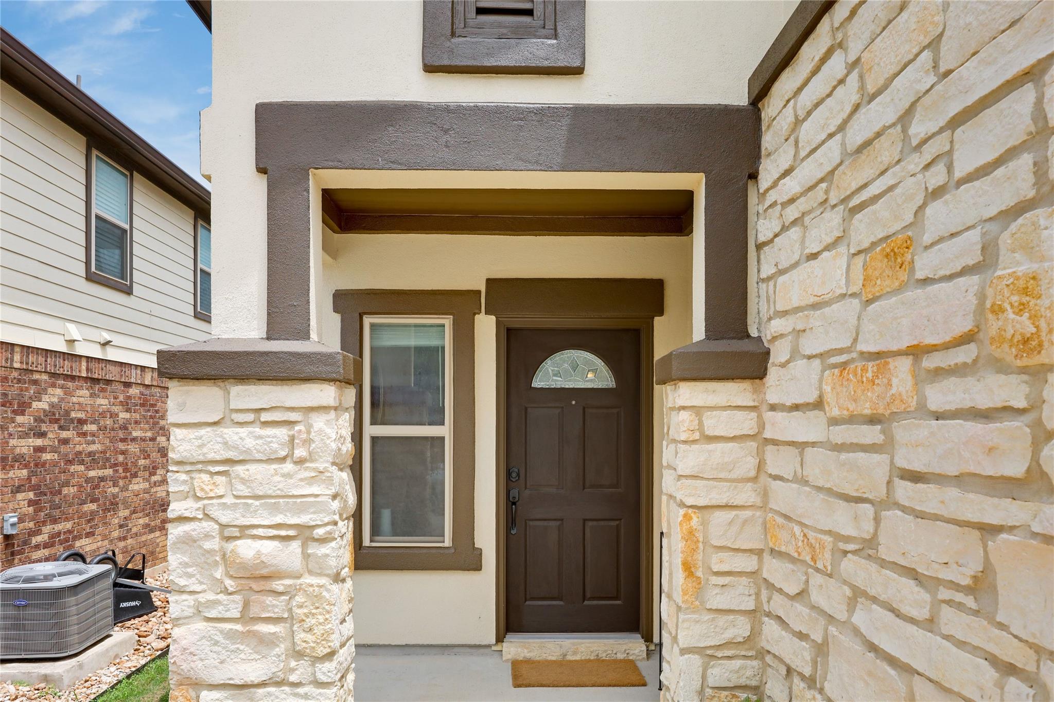 7404 Albany Dr, Austin, TX 78754
