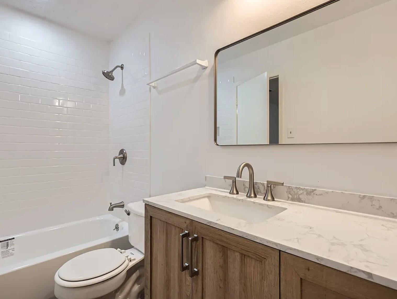 1301 Hollow Creek Dr # 2, Austin, TX 78704
