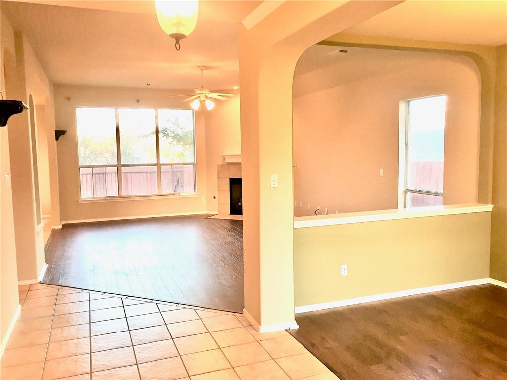 2200 Lou John St, Austin, TX 78727