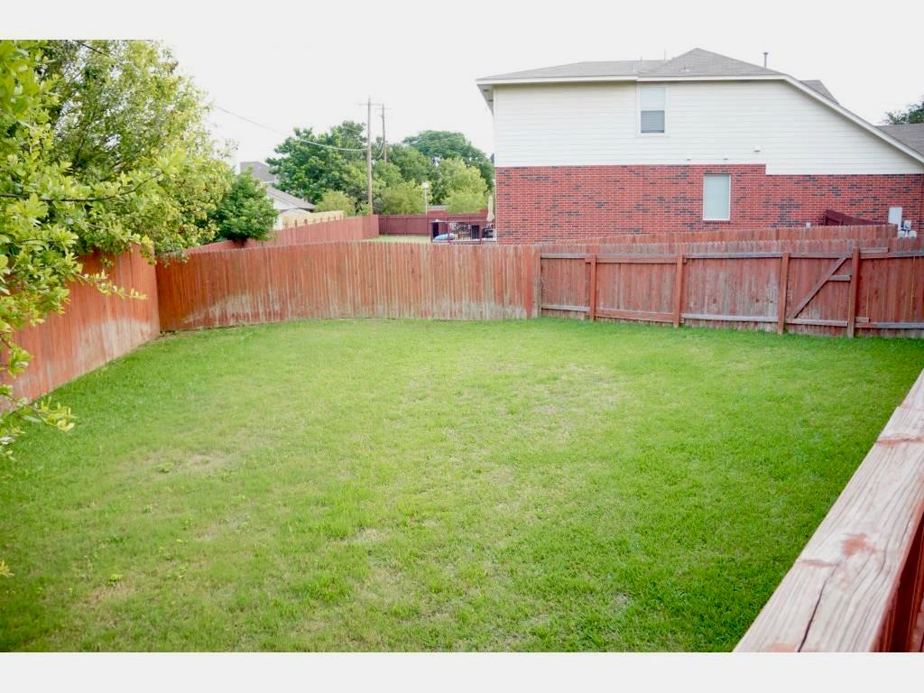 2200 Lou John St, Austin, TX 78727