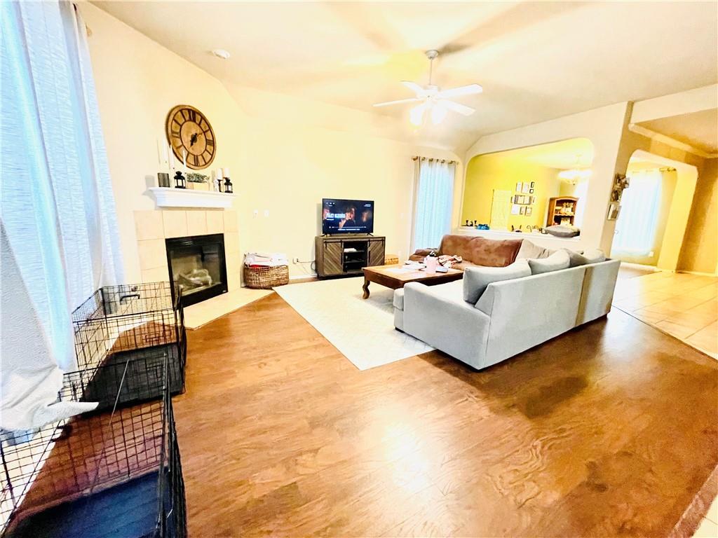 2200 Lou John St, Austin, TX 78727