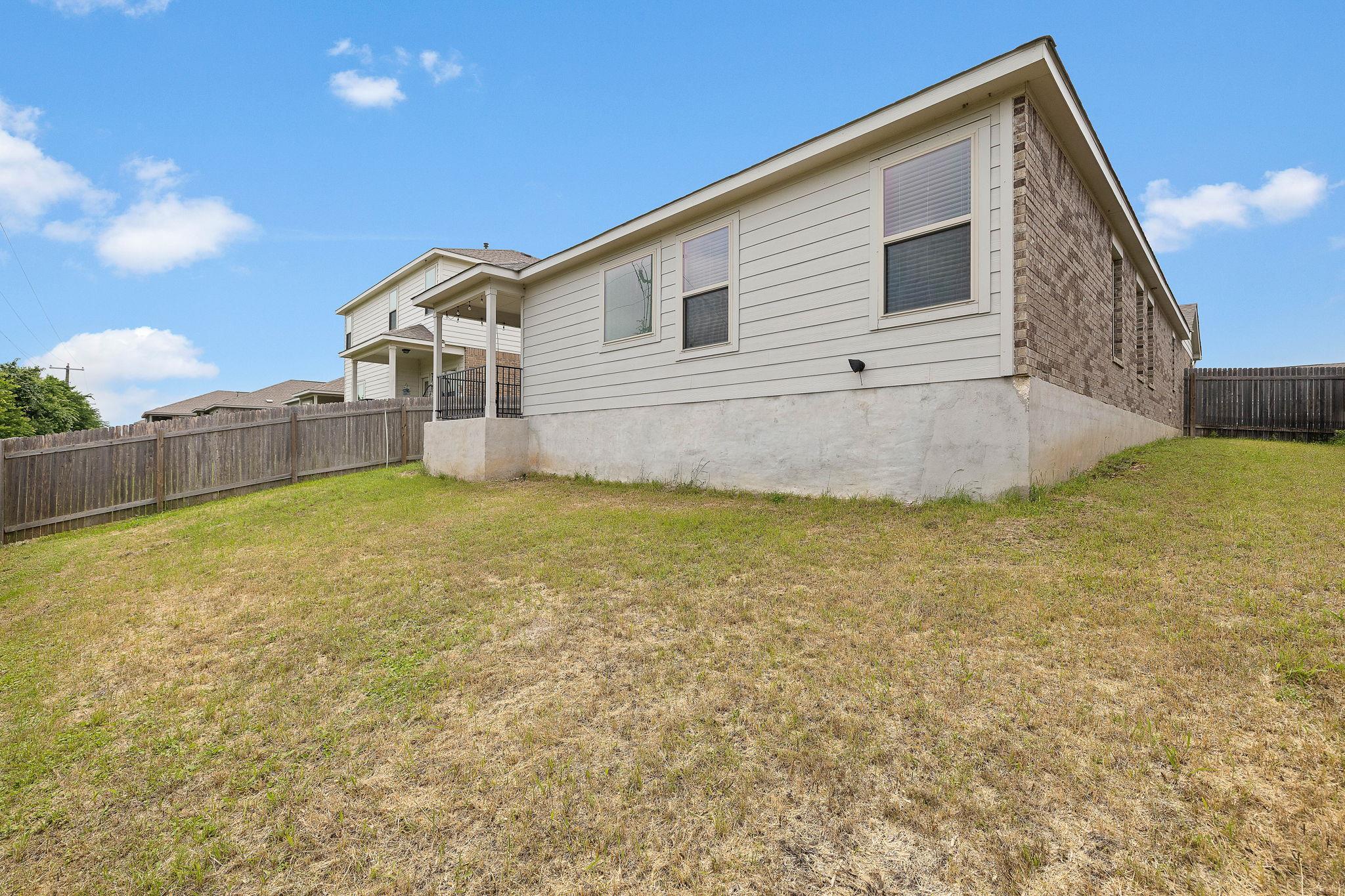 21601 Quick Fox Dr, Pflugerville, TX 78660