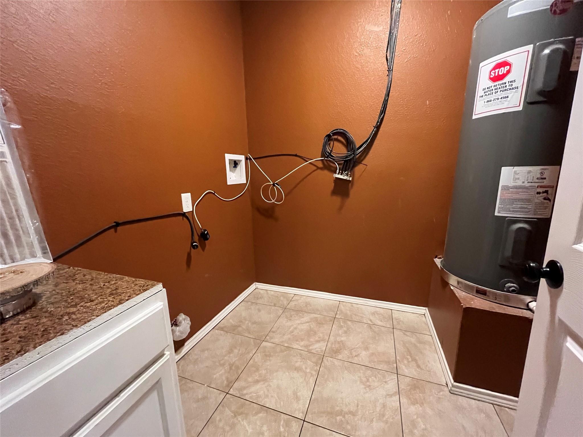455 High View Ranch Dr, Cedar Creek, TX 78612