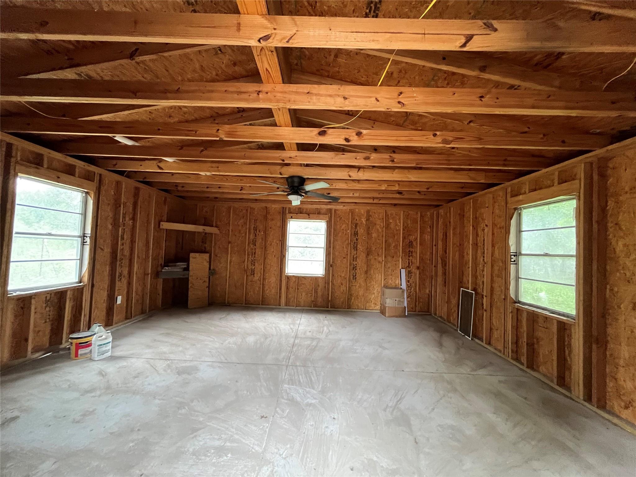 455 High View Ranch Dr, Cedar Creek, TX 78612